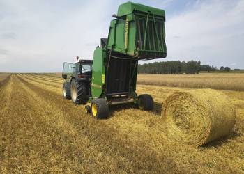 John Deere 590 , 592 szeroki podbierak z Niemiec New Holland Vicon