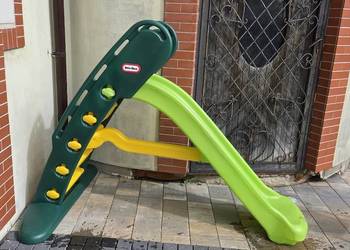 Zjeżdżalnia Little tikes