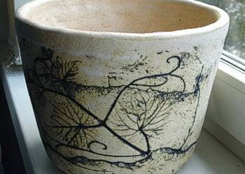 Ceramiczna donica 24 x 24 cm.