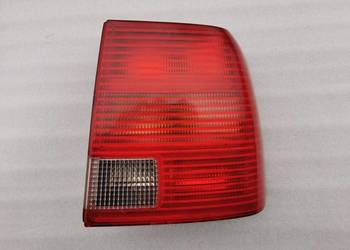 Lampa Prawy Tył Tylna Prawa VW Passat B5 Sedan 3B5945096F