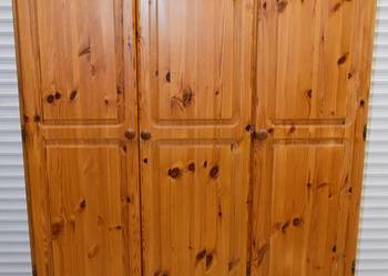 szafa z drewna sosnowego - jak nowa