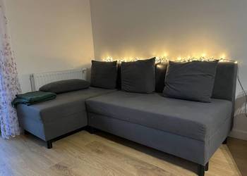 Sprzedam sofę narożną z funkcją spania oraz pojemnikiem na pościel