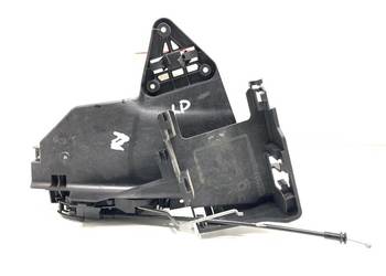 ZAMEK DRZWI LEWY PRZÓD VOLVO V60 I Kombi 31301737 10-18