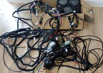 Instalacja elektryczna Bizon Super Z056 kpl. z zegarami