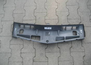 mercedes 204 c klasa 07-11r osłona pasa przedniego 2045000155