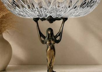 Elegancka, figuralna patera (owocarka) w stylu secesyjnym (Art Nouveau).