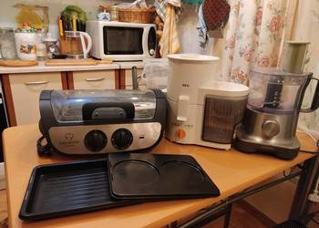 akcesoria do domu sokowirówka/ wypekacz/szatkownica