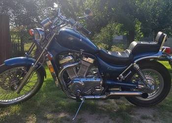 Suzuki Intruder 750