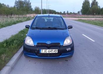 Toyota Yaris 1.0 2002 wersja base z hakiem