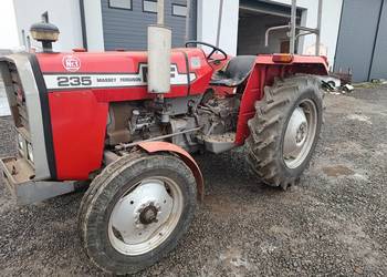Ciągnik rolniczy Massey Ferguson 235 tylko 1460 mth