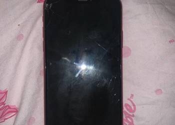 iPhone XR czerwony
