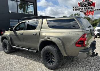 Zabudowa Hilux oryginalny HARDTOP Toyoty (Szyby Podnoszone) - TOYOTA HILUX