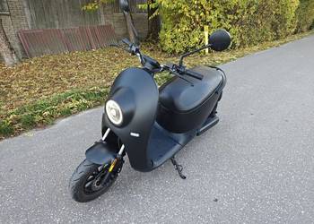 Skuter Elektryczny UNU Move 2kW 2023r JAK NOWY Zarejestrowany