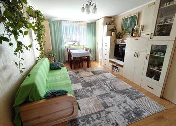 Przestronne słoneczne mieszkanie o powierzchni 58 m² 3 pokoje loggia Kielce