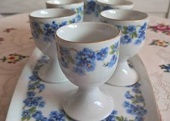 Kieliszki do jajek, jajcarki z paterką (motyw niezapominajki)