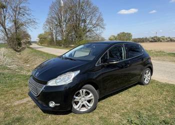 Peugeot 208 1.6 e-HDi 92 KM – Ekonomiczny, zadbany, klimatyzacja.