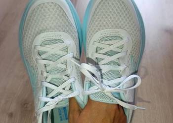 Sprzedam obuwie Skechers