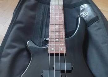 Piękna Gitara basowa J&D 150L (leworęczna)
