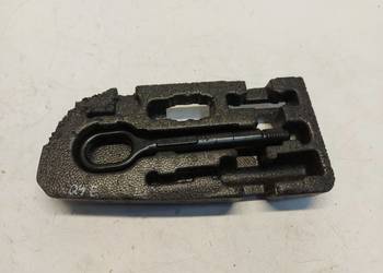 Audi Q4 E-TRON 89A 89E STYROPIAN BAGAŻNIKA 10A012115C