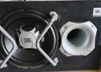 Sprzedam tubę basową aktywną JBL do samochodu