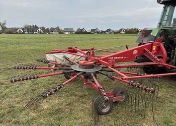 Zgrabiarka Lely hibiscus 455s