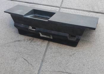 Panel przycisku klapy bagażnika, oryginał Ford Fusion Mondeo Mk5 2013-