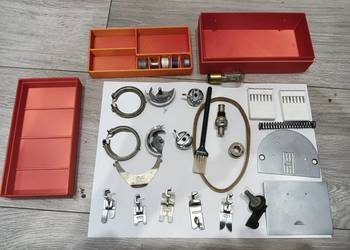 maszyna do szycia łucznik sam przybornik akcesoria stopki igły bębenki