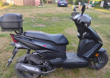 Skuter marki SYM ORBIT 3