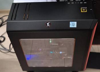 Komputer PC bez monitora