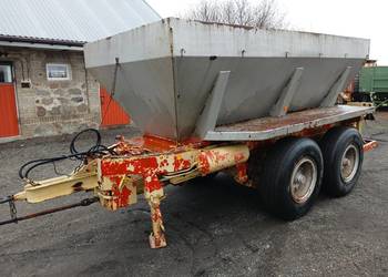 Rozsiewacz wapna Unsin 12 t