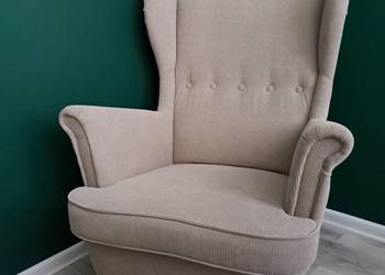 Fotel uszak Ikea Strandmon beżowy