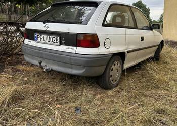 Astra ubezpieczona ważny przegląd wsiadać jechac