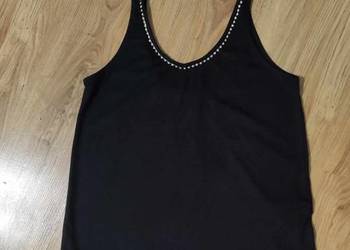 Czarna podkoszulka marki Only