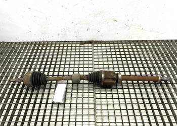 PÓŁOŚ PRAWY PRZÓD DACIA DUSTER 1.5 90KM 10-18 PRZEGUB