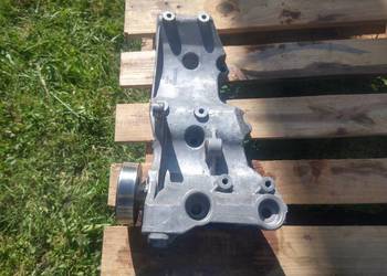 Podpora Łapa Alternatora,Pompy wsp Vw,Audi 1.8T , 2.0  06B 903 143L