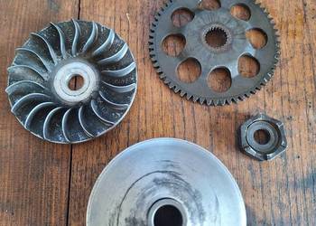 Aprilia SR 50 przeciwtalerz wariatora + śruby, zębatka, wariator z rolkami