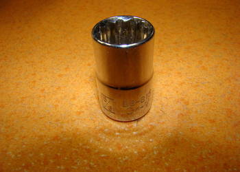 Nasadka 1/2 x 5/8 cala STANLEY, 12 kątna Ref. 1-88-815