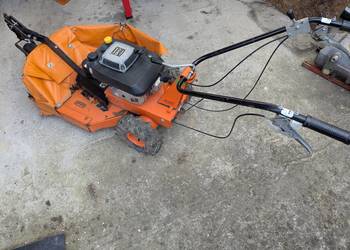 Kosiarka karczownica do wysokiej trawy Brumi