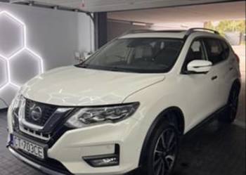 Nissan X trail / 7os / TEKNA / Polift / Panorama / Hak / Benzyna