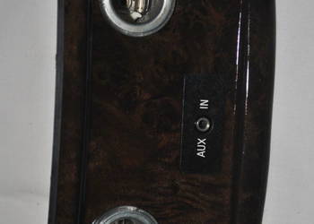 Osłona AUXIN / zapalniczek BMW E60 E61 drewno poplar wood