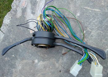 Przełącznik i inne części Zuk