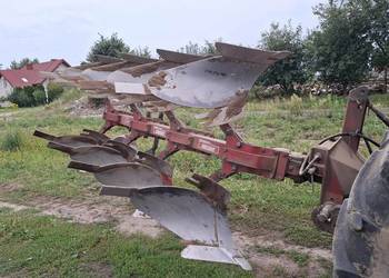 Pług 4-skibowy obrotowy Kongskilde – gotowy do sezonu!