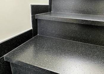 Płytki na schody z kapinosem grube 100x30x3 GRAFIT