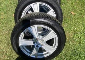 Felgi aluminiowe z oponami