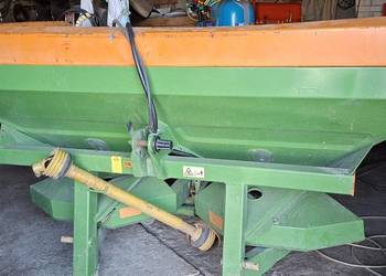 Rozsiewacz nawozów Amazone Zam Compact siewnik