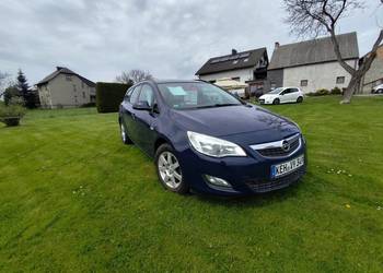 Opel Astra J