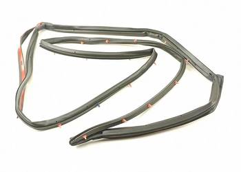 USZCZELKA DRZWI LEWY TYŁ KIA CARENS 2002-2006 / 0K2FA73760 USZCZELKA DRZWI LEWY TYŁ KIA CARENS 2002-2006 / 0K2FA73760