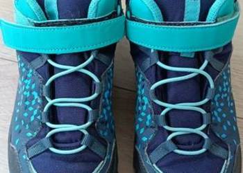 Buty trekkingowe dziecięce z decathlon, rozmiar 34