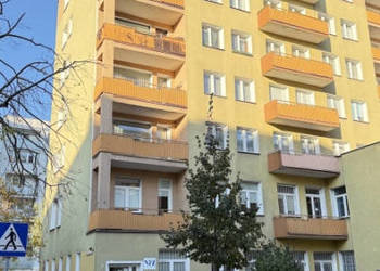 Wyjątkowe 3-pokojowe mieszkanie w ŚCISŁYM CENTRUM Gdyni! Do remontu - stwó…