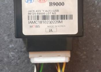 Sprzedam gniazdo aux usb hyundai i10 II 13-2013